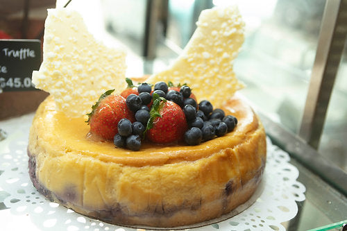 Fresh Blueberry Baked Cheesecake